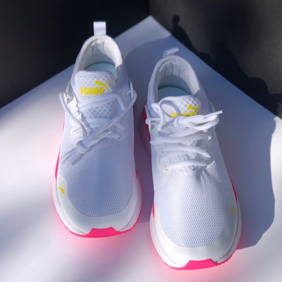 SALE💥💥💥PUMA Sneakers - Picture 3 of 10